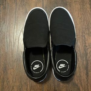Nike Women’s Court Legacy Slip On Shoes